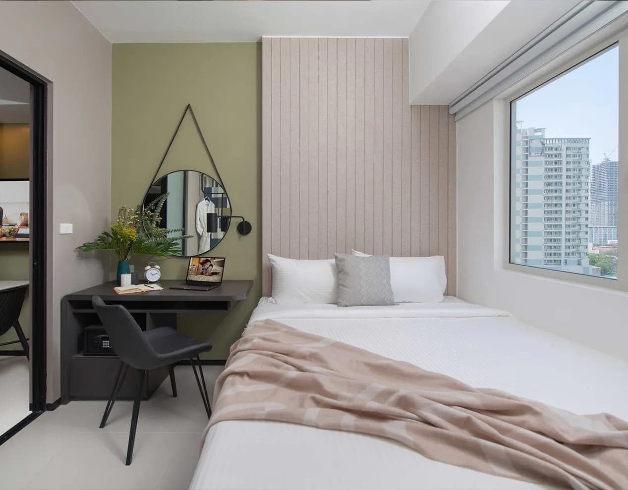 Leasing Category Photo