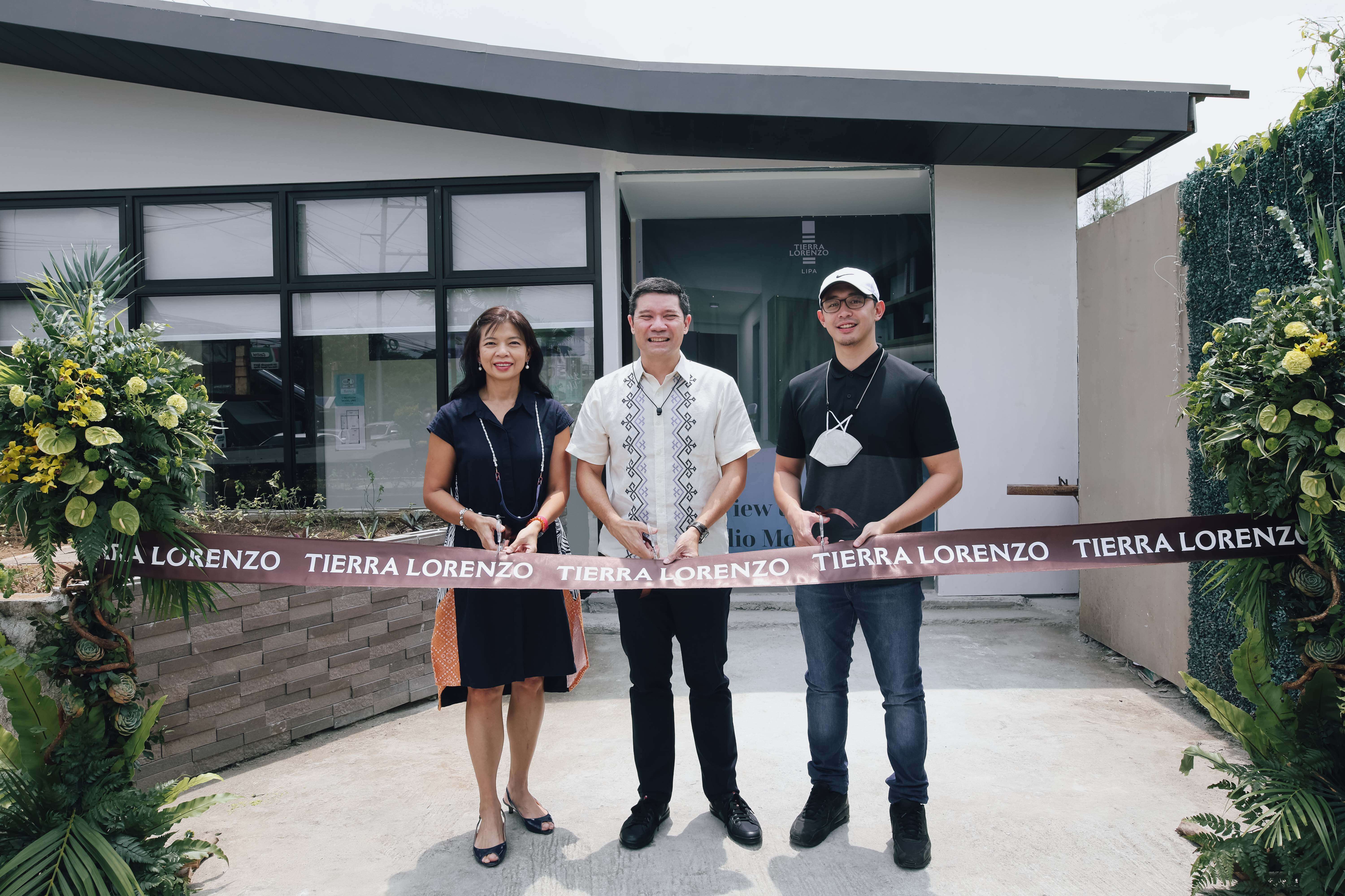 Torre Lorenzo opens newest model unit at Tierra Lorenzo Lipa
